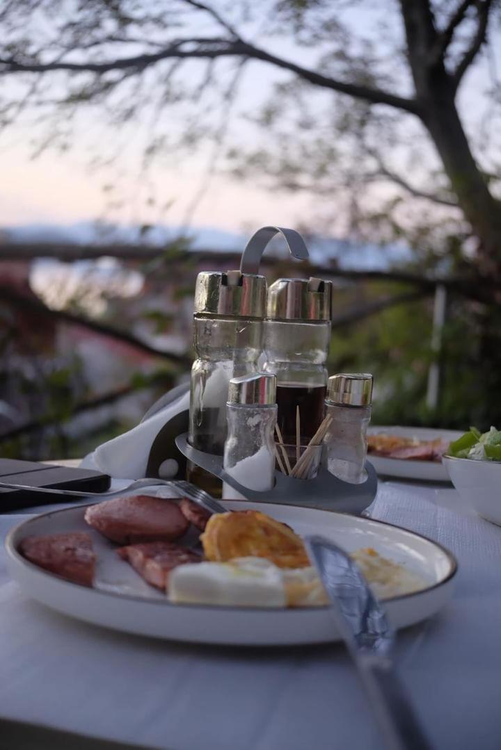 Roleo Guest House Lin Екстер'єр фото